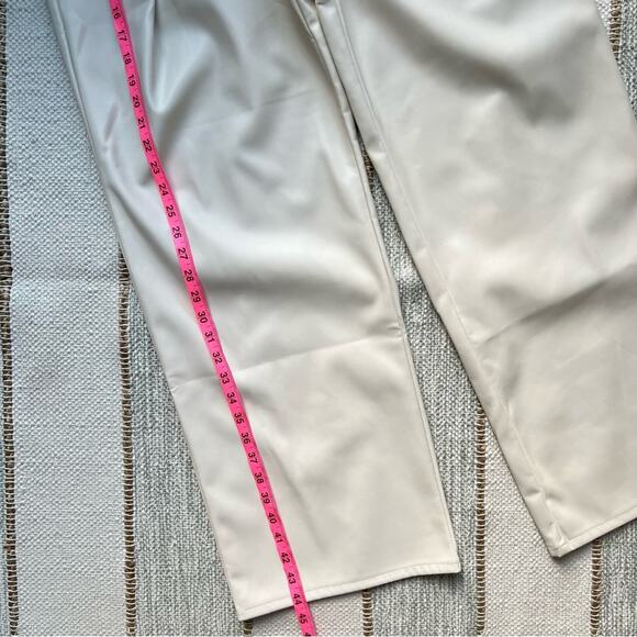 Mother High Waisted Egret Tunnel Vision Pleated Prep Faux Leather Pants Size 32 - Picture 3 of 13